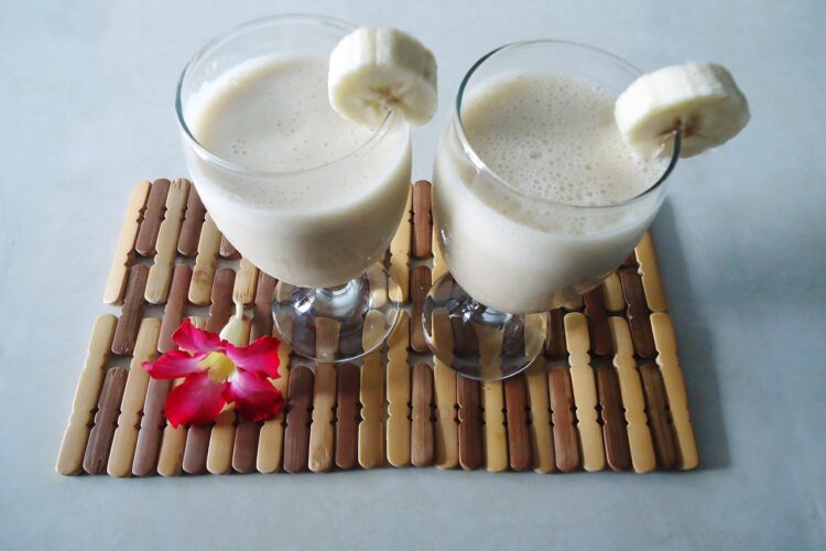 How To Make Banana Ginger Smoothies Recipe For Immune Boosting